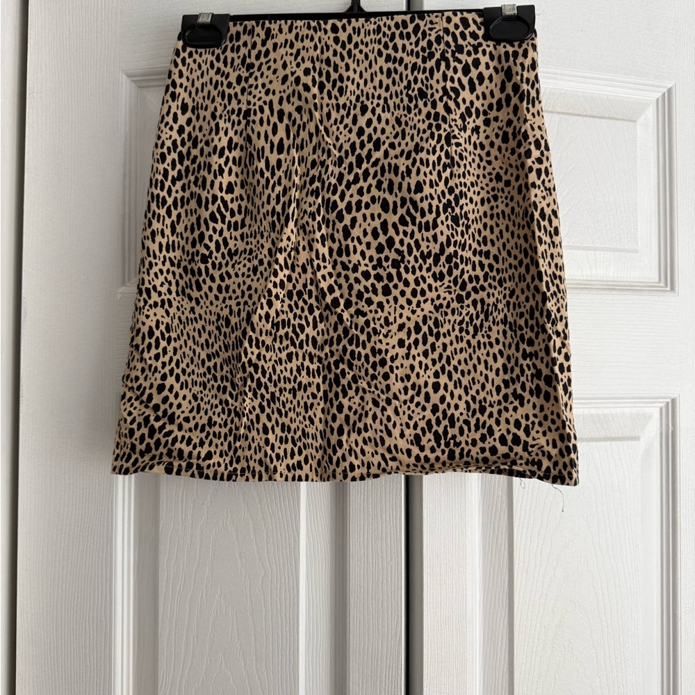 Brandy Melville Leopard Print Mini Skirt - Tan & Black
